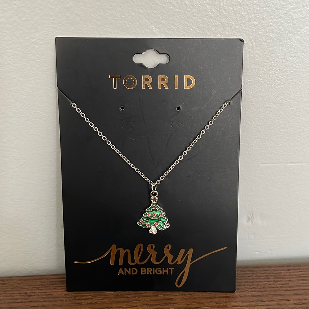 🛍️ 2/$20 Christmas tree necklace